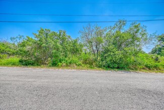 S5214 Southcrest Dr, Granite Shoals, TX 78654