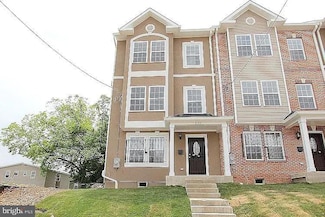 5129 D St SE, Washington, DC 20019