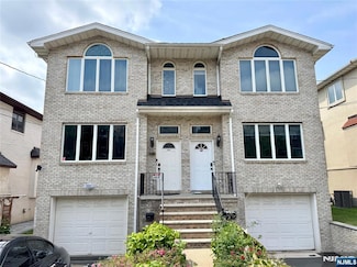 213 11th St Unit A, Palisades Park, NJ 07650