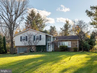 427 Brook Dr, Spring City, PA 19475