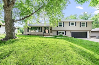 901 S Hampton St, Fairmont, MN 56031