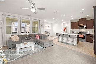 17575 Altair Way, Lathrop, CA 95330