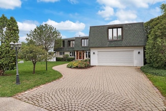 501 Kingston Blvd, McHenry, IL 60050