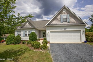 175 Dublin Ct, Whispering Pines, NC 28327