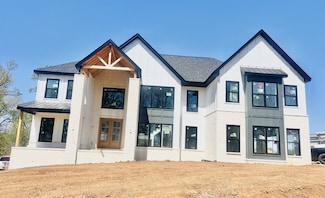 827 Shady Bluff Trail, Clarksville, TN 37043