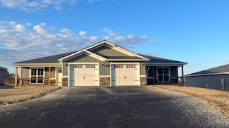 7615 Pea Ridge Rd, Hillsboro, OH 45133
