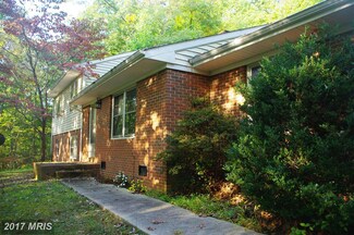 757 Woodward Rd, Sperryville, VA 22740