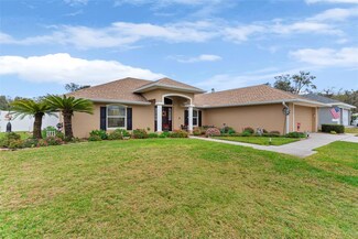 5378 Hidden Oaks Dr, Lakeland, FL 33811