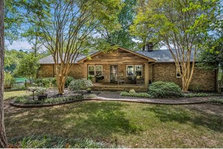 11041 Lake Ridge Ln, Seneca, SC 29672