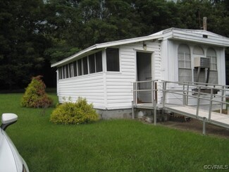 15413 Appomattox St, Chester, VA 23836