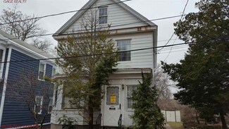9 River St, Schenectady, NY 12305
