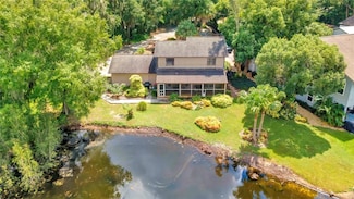 87 1st Ave NW, Lutz, FL 33548
