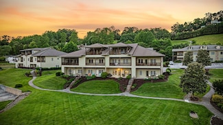 1726 Water Crest Way, Young Harris, GA 30582