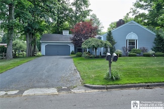 251 Mcdaniel Ave, Jamestown, NY 14701