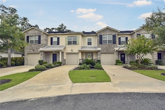 305 Mariners Cir, Saint Simons Island, GA 31522