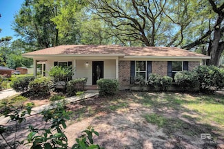 505 Pecan Dr, Daphne, AL 36526