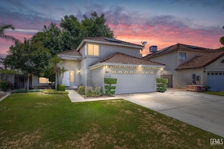 5821 Willowcrest St, Bakersfield, CA 93313
