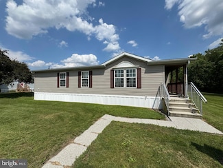 51 Heather Ln, Mohrsville, PA 19541