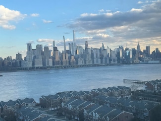 7004 Blvd E Unit 16K, Guttenberg, NJ 07093