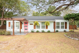 2703 Jones Ave, Beaufort, SC 29902