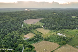 20200 S Jemerson Creek Rd, Hartsburg, MO 65039