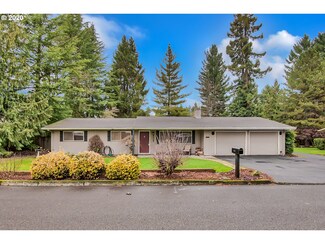 9425 SW Mountain View Ln, Portland, OR 97224