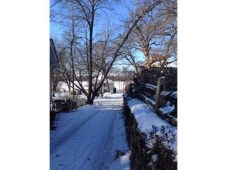 619 Park Ave, Mahtomedi, MN 55115