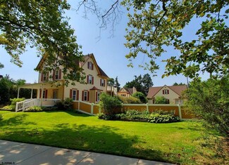 34 E Rosedale Ave, Northfield, NJ 08225