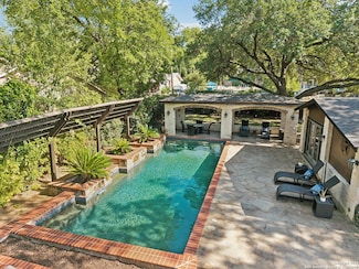 616 Alamo Heights Blvd, San Antonio, TX 78209