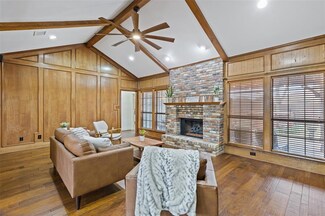 1913 Eden Valley Ln, Plano, TX 75093