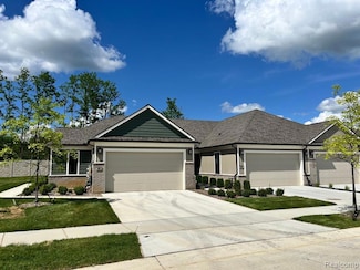 5860 Windword Dr, Brighton, MI 48116