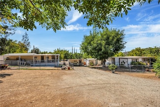 13660 Eastlake Dr, Clearlake, CA 95422