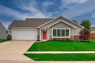 15276 Towne Gardens Ct, Huntertown, IN 46748
