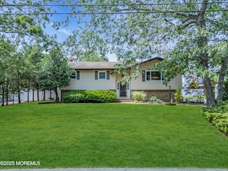 533 Chelsea St, Forked River, NJ 08731