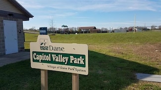 816 Valley Rd, Dane, WI 53529