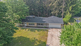 15878 New Holland St, Holland, MI 49424