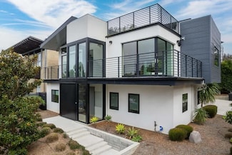 9455 Poole St, La Jolla, CA 92037