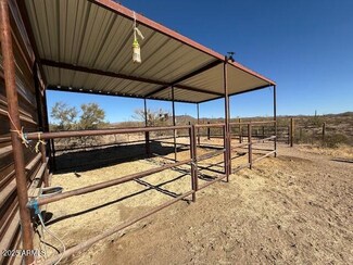 44809 Saguaro Blossom Ln, Morristown, AZ 85342