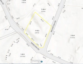 84 Sandown Rd, Danville, NH 03819