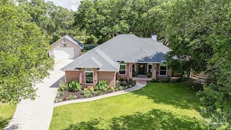 3372 Indian Hills Cir, Milton, FL 32571