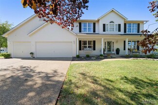 100 Country Crossing Estates Ct, Saint Peters, MO 63376