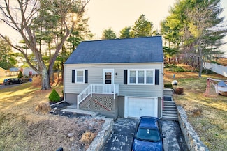 223 Bucks Hill Rd, Waterbury, CT 06704