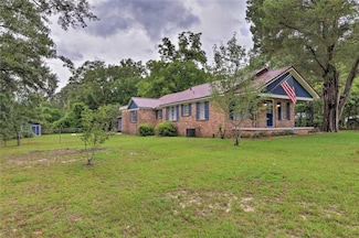 1613 Crestwood Dr, Mobile, AL 36618