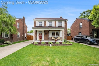 13153 Superior St, Southgate, MI 48195