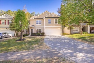 4528 Potters Glen Rd, Charlotte, NC 28269