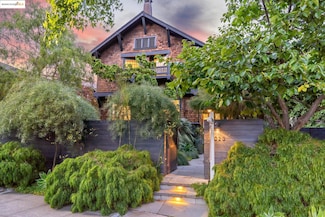 3023 Benvenue Ave, Berkeley, CA 94705
