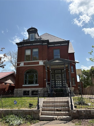 108 E 2nd St, Hermann, MO 65041