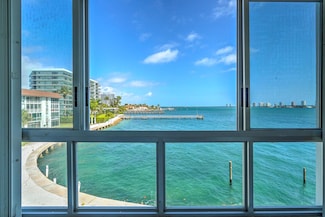 410 Wilma Cir Unit 303, Riviera Beach, FL 33404