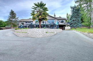 100 Springbrook Dr, Grants Pass, OR 97527