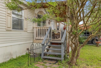 124 Purple Sage Ln, Hutto, TX 78634
